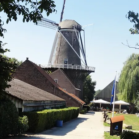 Engelenhof Bed and Breakfast 4*